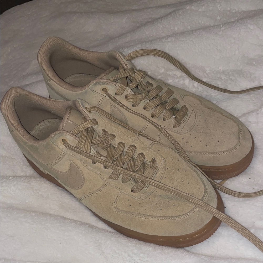 Nike Air Force 1 07 Lv8 Suede Mushroom Almost Brand New